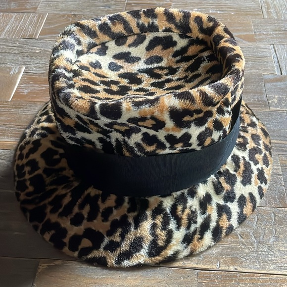 Vintage Faux Fur Leopard Print Hat🖤 - Picture 2 of 8